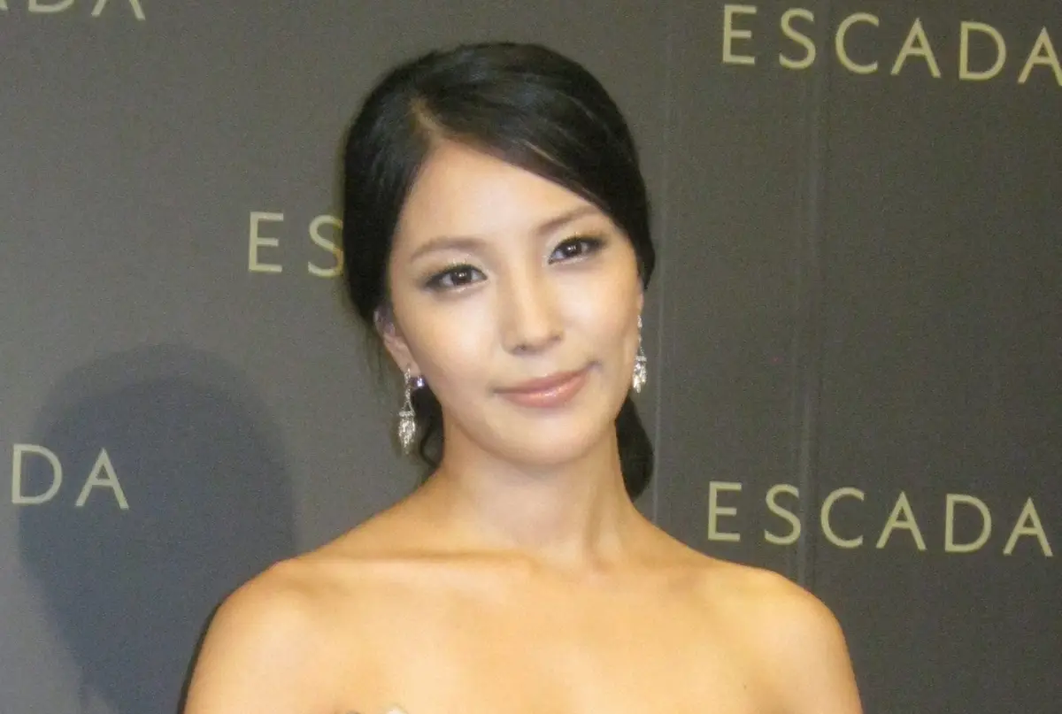 BoA　9月からのツアー中止を発表「骨壊死」と診断　早急に手術へ